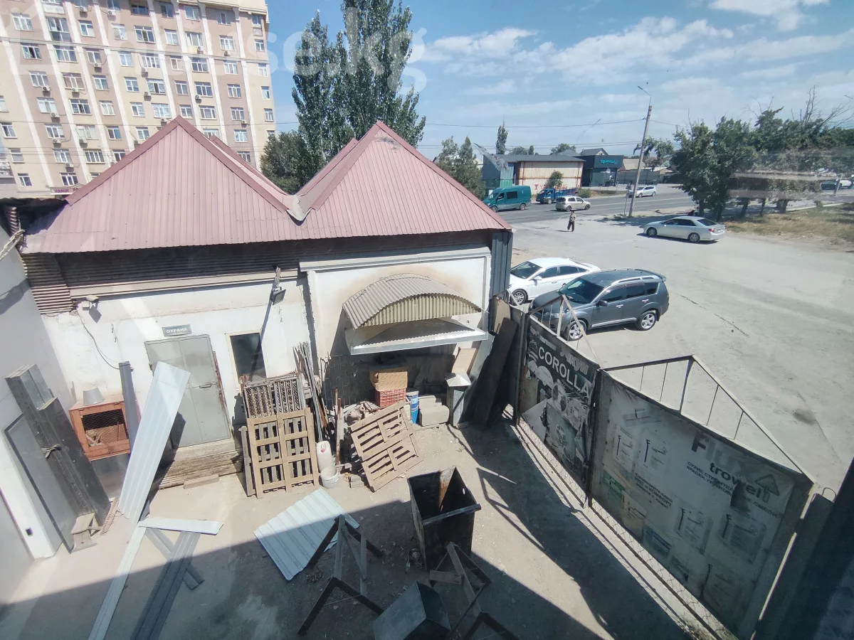 Аренда, коммерческая недвижимость: Чуйская область / Бишкек, город Бишкек, Академия МВД - на долгий срок — за 350 400 сом