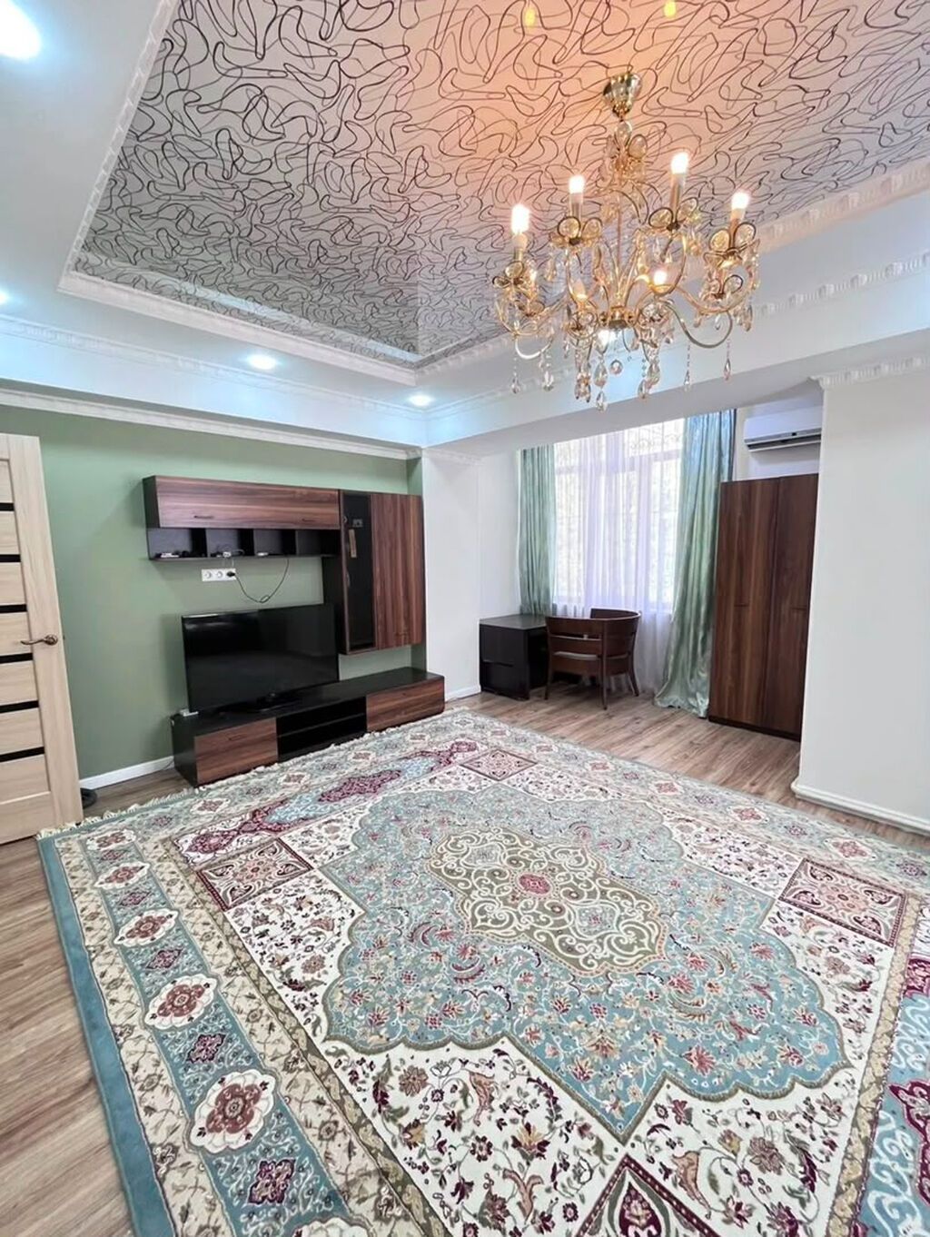 3 комнаты, 86 м², 12 мкр Элитка, 1 этаж, Косметический ремонт