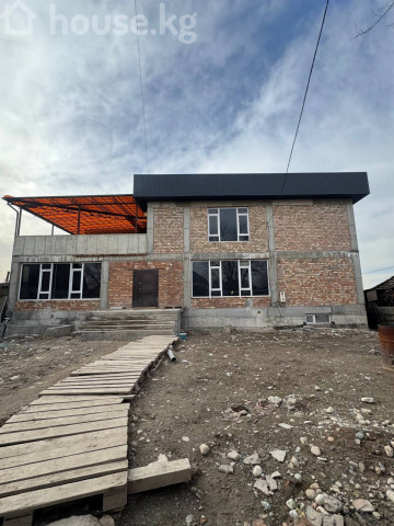 Продажа, дом, 6 и более-комн.: Чуйская область / Бишкек, город Бишкек, Пишпек ж/м — за 33 288 000 сом