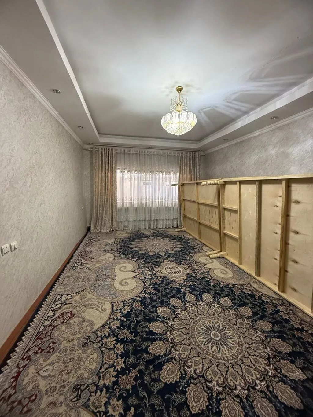 Ак тилек. сдаётся дом. 8 комнат. отлично подходит иностранцам. Услуги