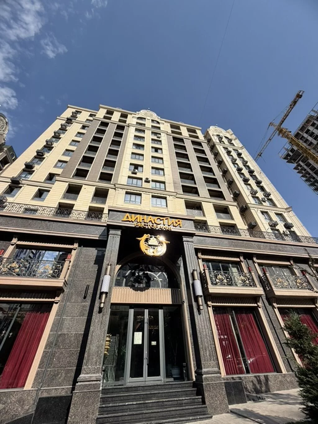 Продажа офисов 178 м², 2 этаж