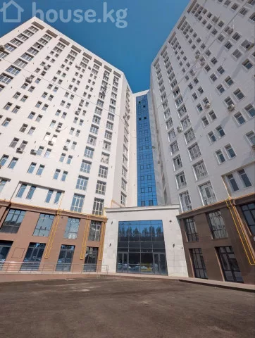 Продажа, коммерческая недвижимость: Чуйская область / Бишкек, город Бишкек, Мадина — за 4 379 500 сом