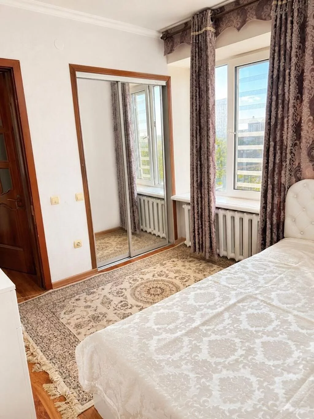 3 комнаты, 64 м², Индивидуалка, 4 этаж