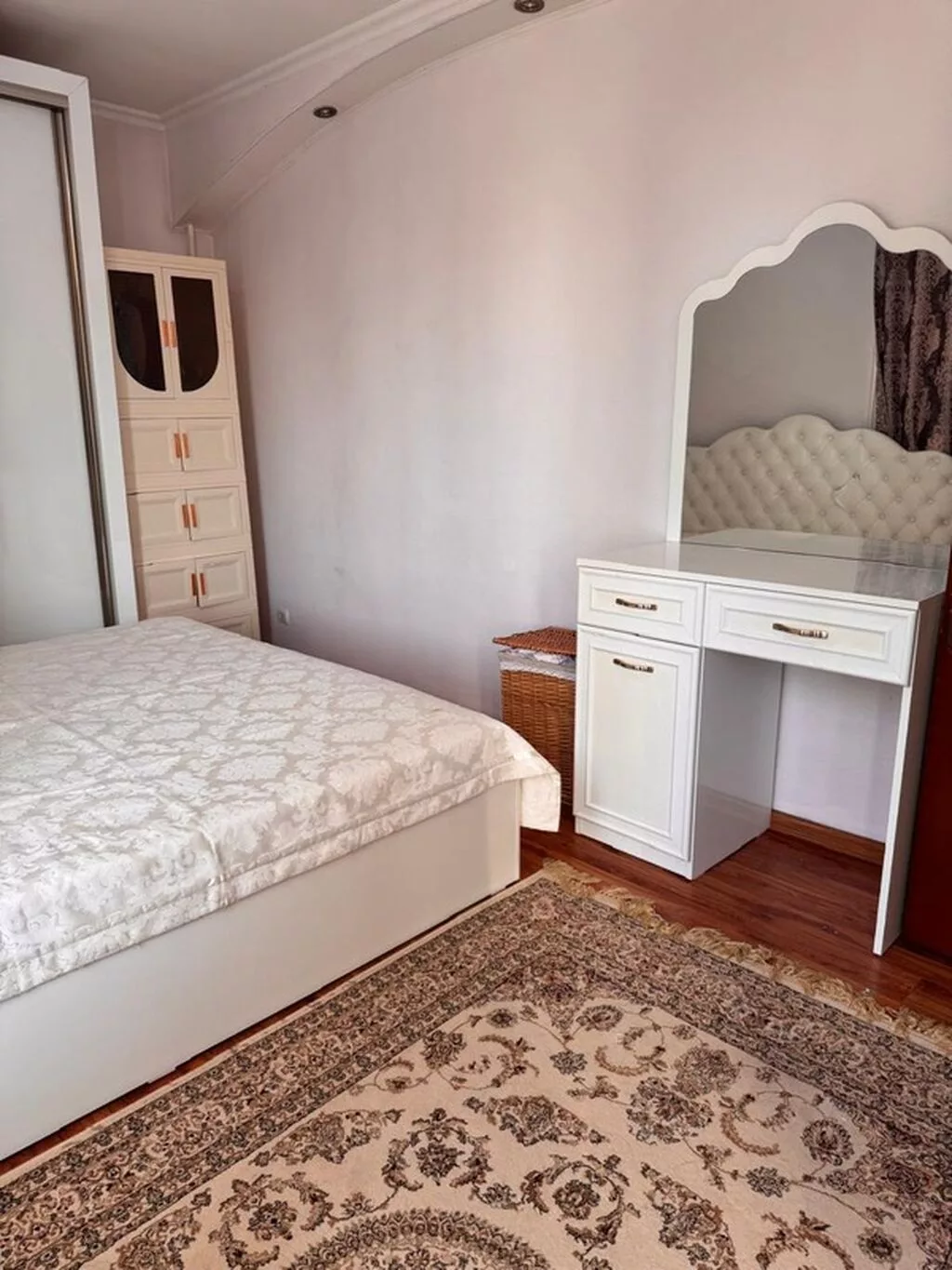 3 комнаты, 64 м², Индивидуалка, 4 этаж