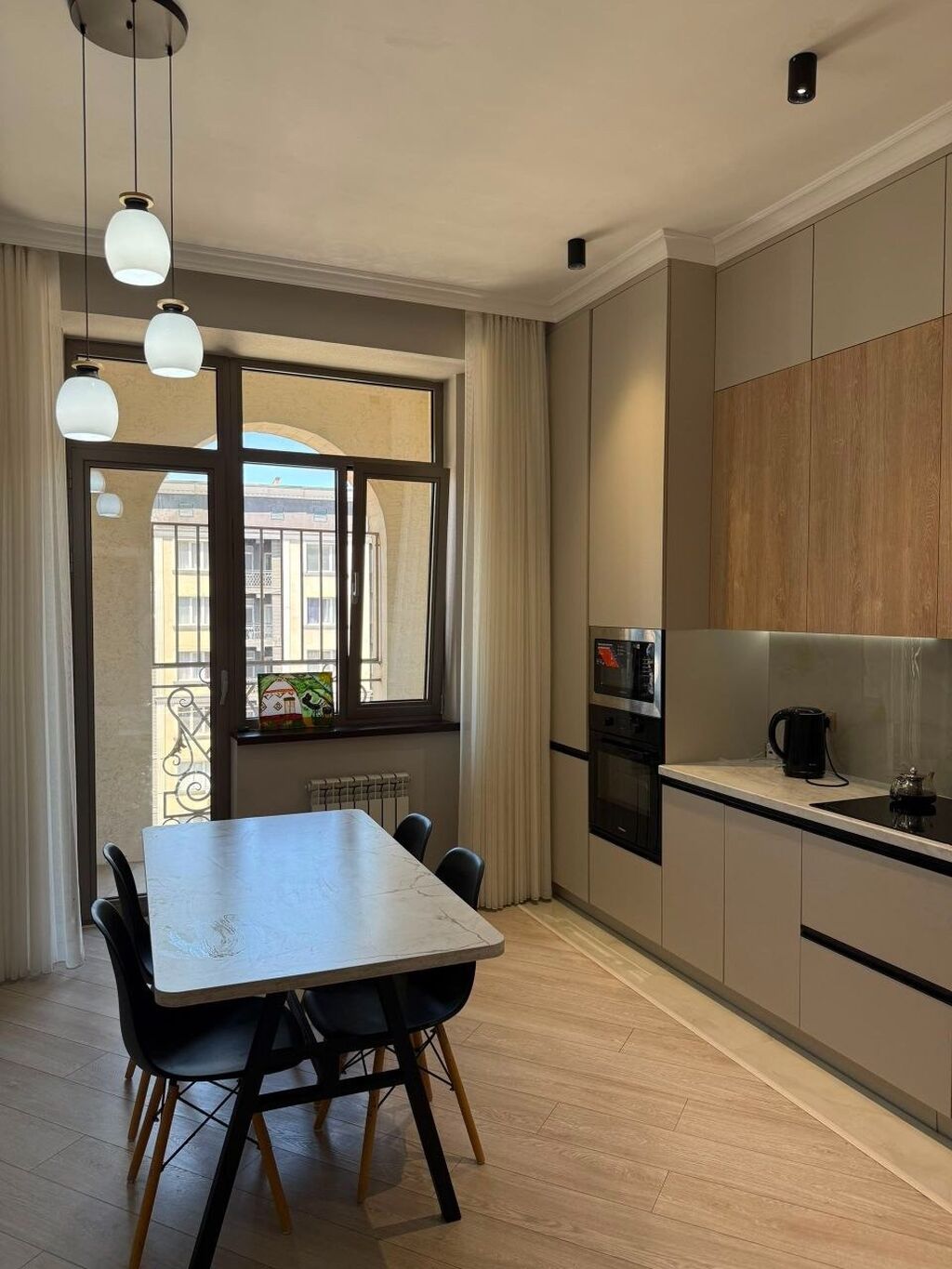 2 комнаты, 92 м², Асанбай мкр Элитка, 9 этаж, Евроремонт