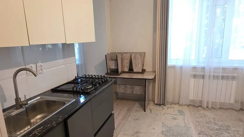 Студия с отдельной кухонной зоной. звонит и писать Планировка и