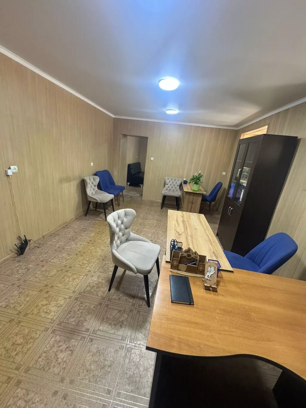 Сдается офис 35кв.м Район: золотой квадрат (Московская 121) Первая