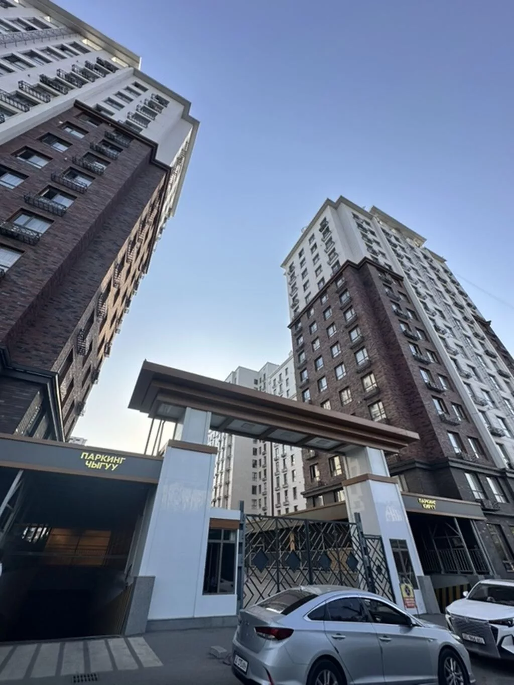 3 комнаты, 115 м², Резиденция, 2 этаж