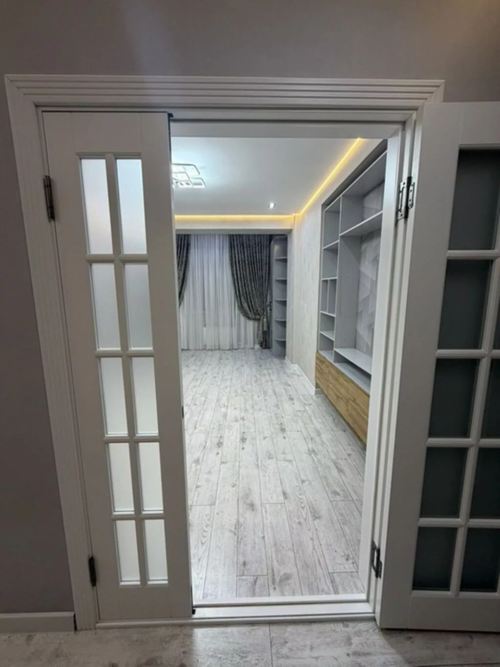 2 комнаты, 67 м², Таатан ТЦ, Элитка, 3 этаж, Дизайнерский ремонт