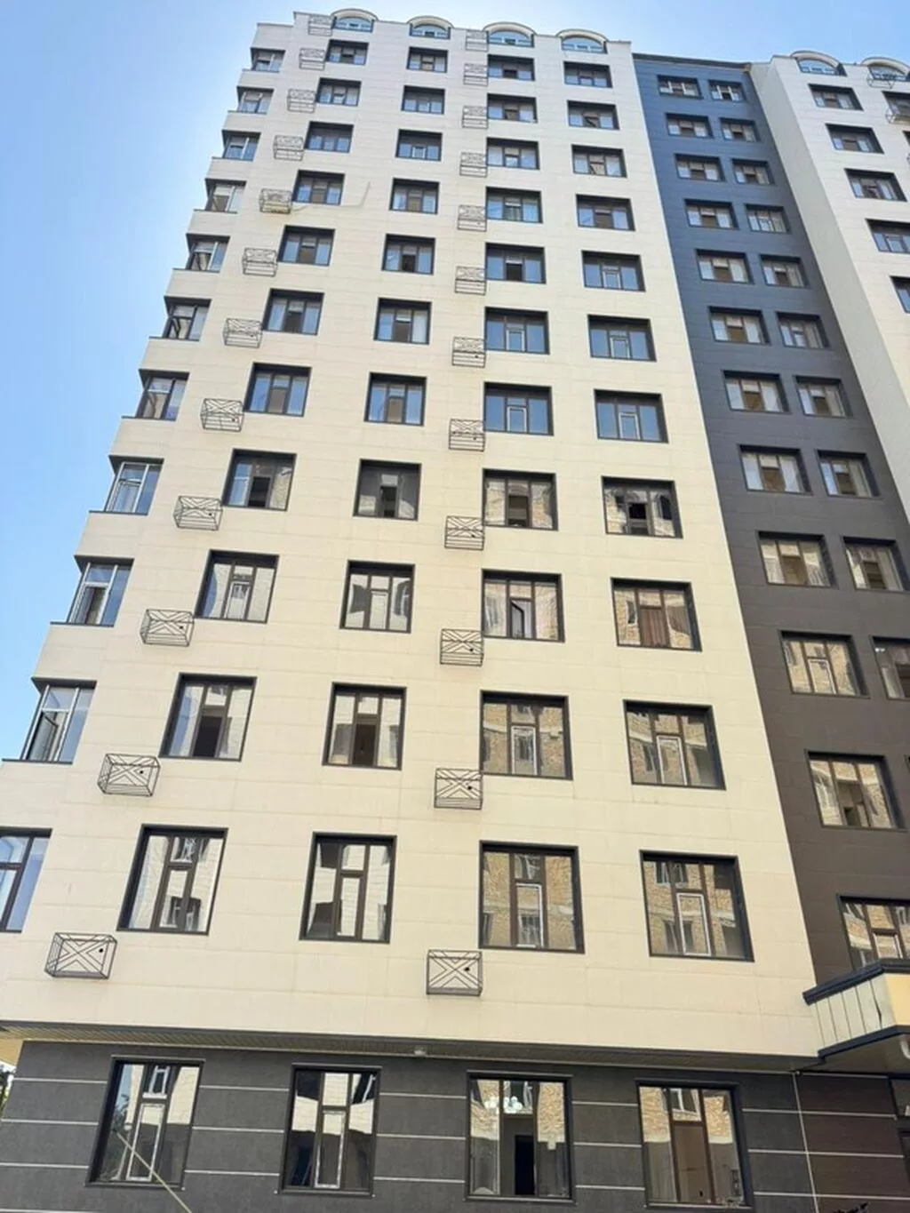 Построен, Элитка, 1 комната, 84 м²