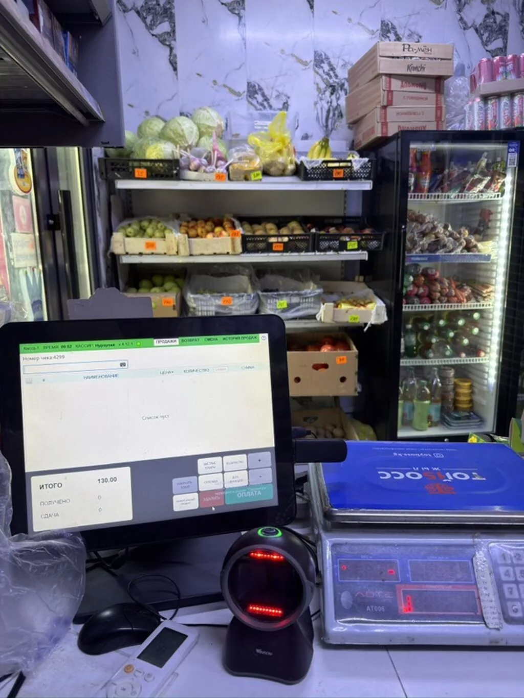 Продается! Продуктовый магазин «у дома» с полным оснащением и