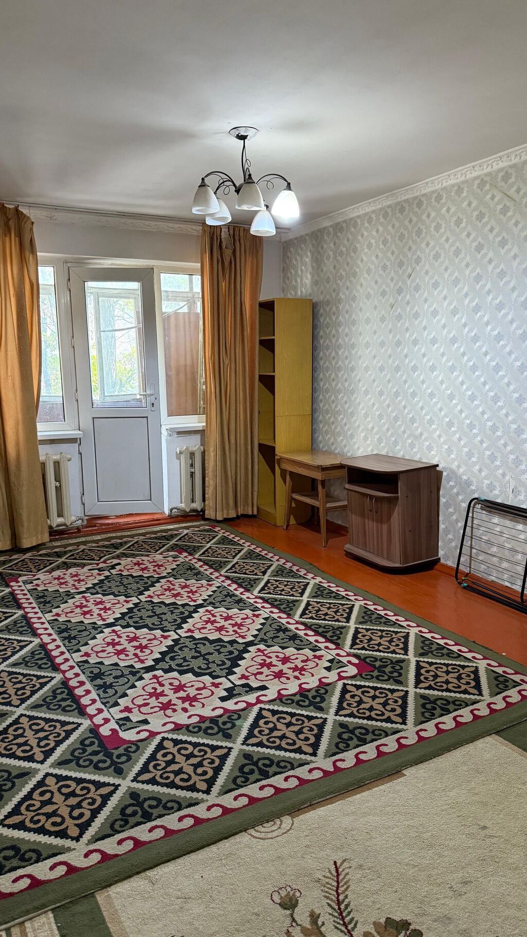 2 комнаты, 45 м², Юг-2 мкр 104 серия, 3 этаж, Требуется ремонт