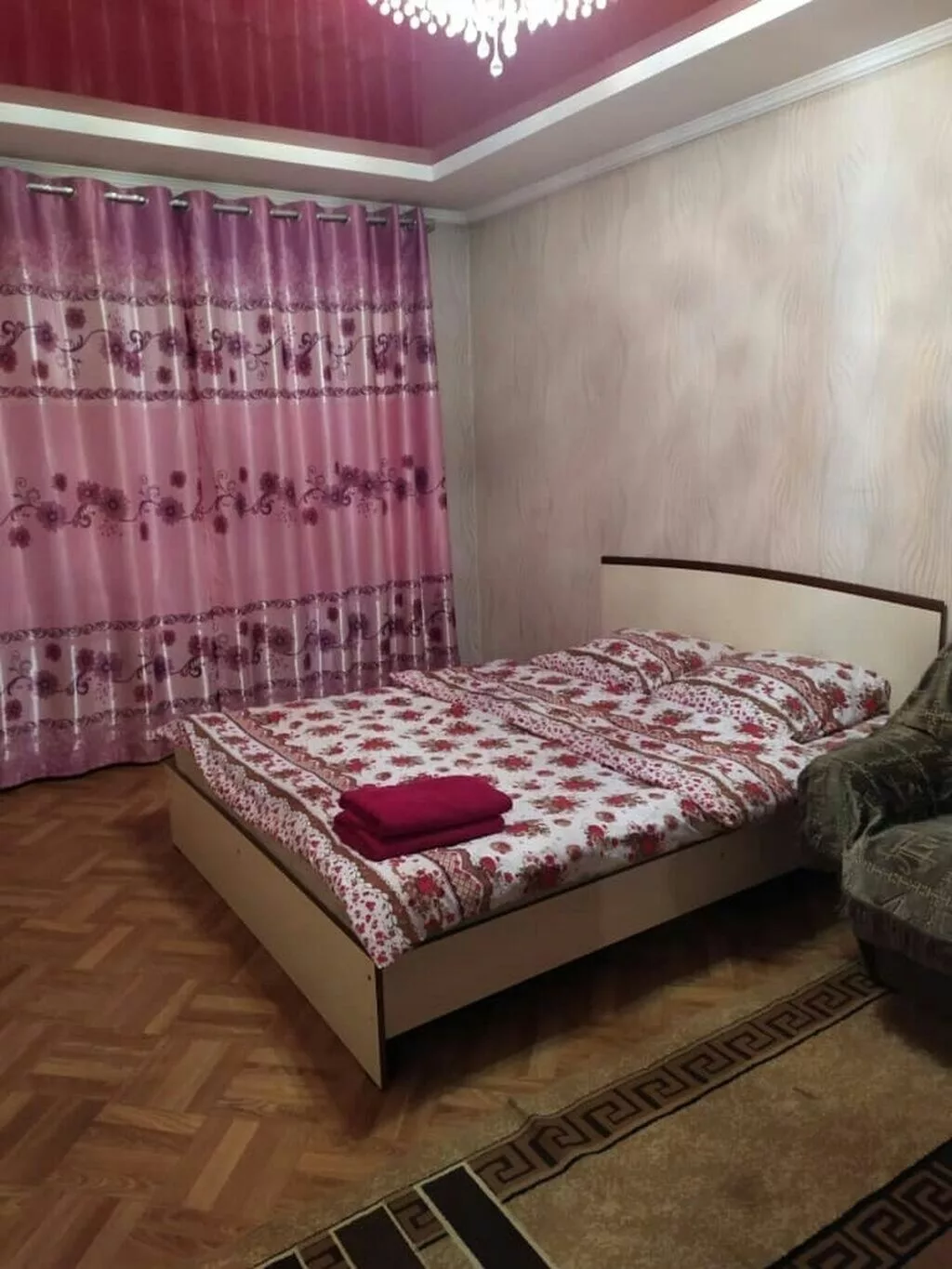 ВНИМАНИЕ!!! ДЕВУШКАМ НЕ СДАЕМ КВ Здравствуйте мы предлагаем суточные