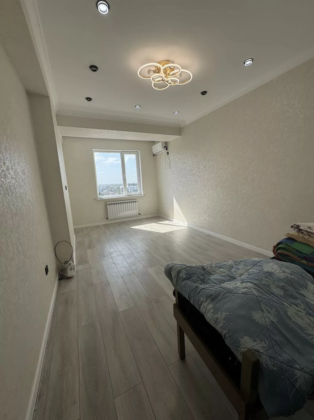 2 комнаты, 42 м², Аламедин-1 мкр Элитка, 10 этаж
