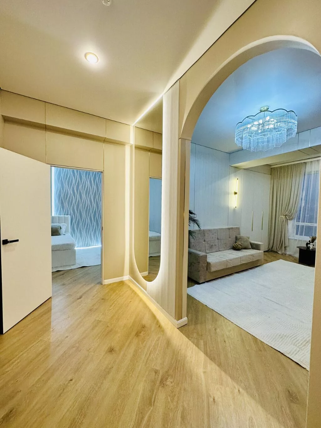 3 комнаты, 63 м², Аламедин-1 мкр 12 этаж, Дизайнерский ремонт