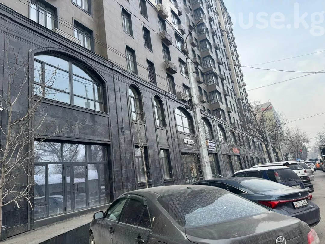Аренда, коммерческая недвижимость: Чуйская область / Бишкек, город Бишкек, VEFA - на долгий срок — за 718 939 сом