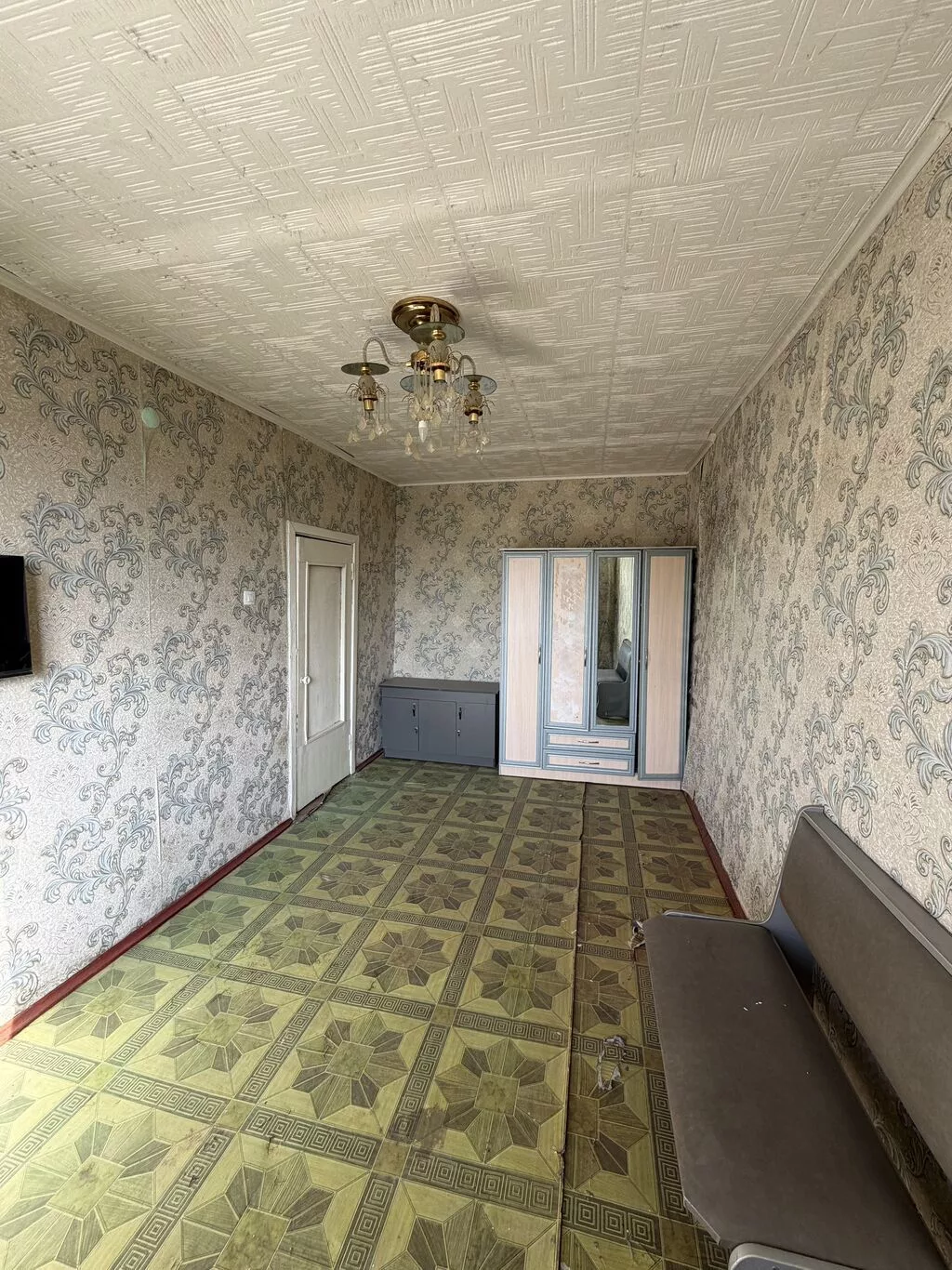 1 комната, 30 м², Манас-Ата мкр., Индивидуалка, 5 этаж, Старый ремонт