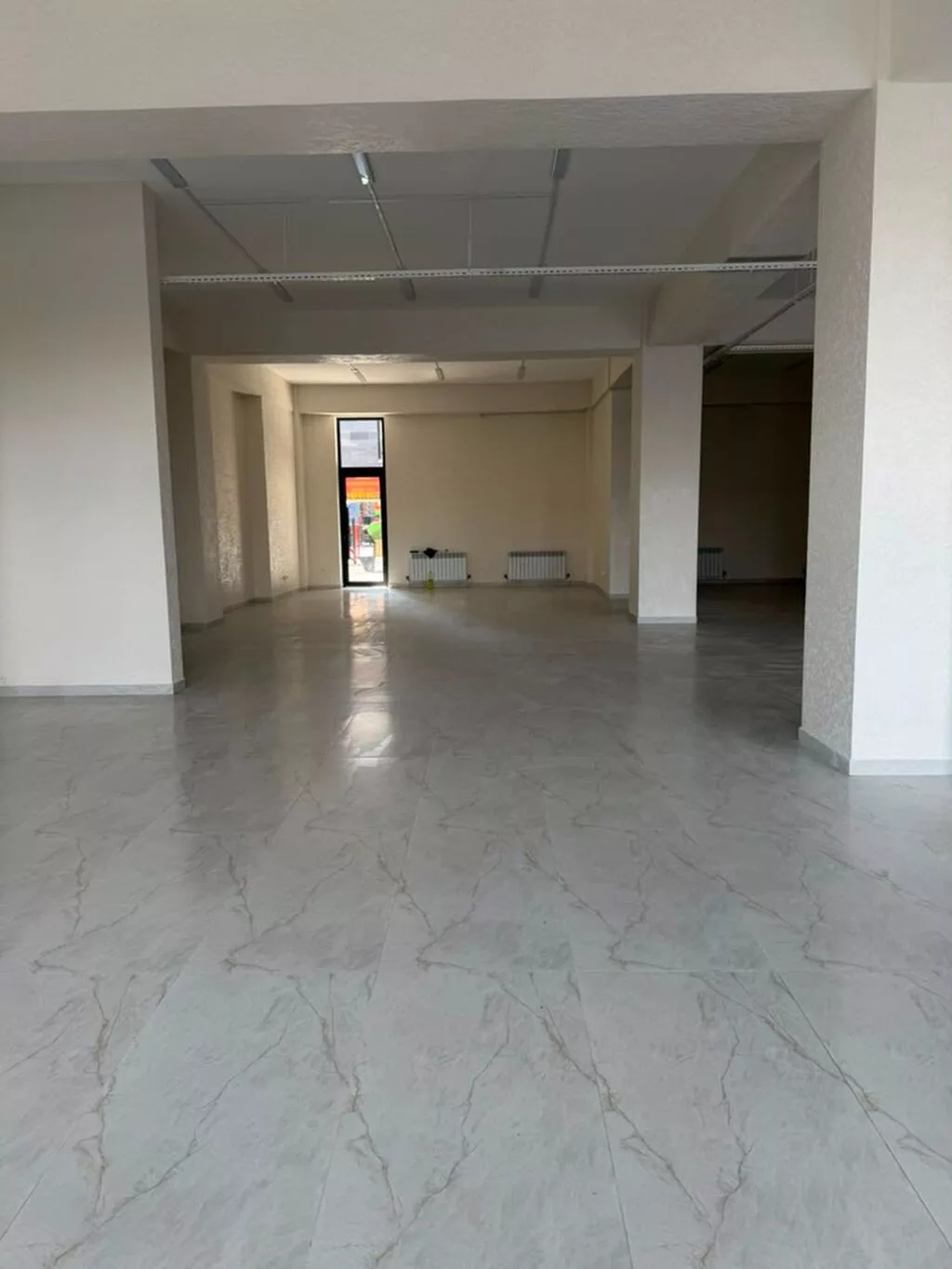 Аренда офисов, 232 м², В жилом комплексе, С отдельным входом, С отдельным сан узлом