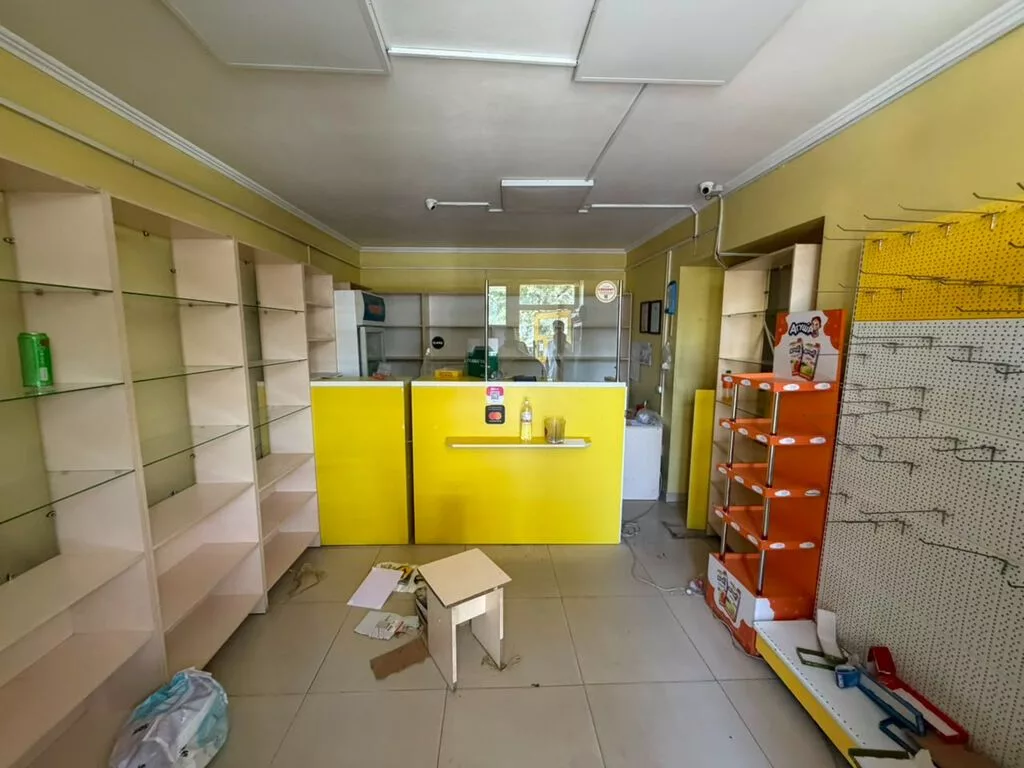 Сдается помещение 30м2 под офис, салон, магазин, т.д. Аренда 1000$ и