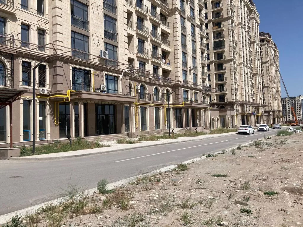 Аренда офисов, 129 м², В жилом комплексе, С отдельным входом, 1 линия