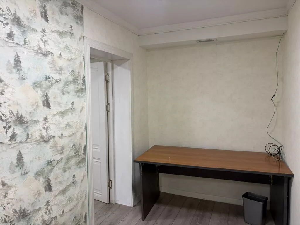 Сдается компактное офисное помещение 23м² Из двух комнат. Подвал, без