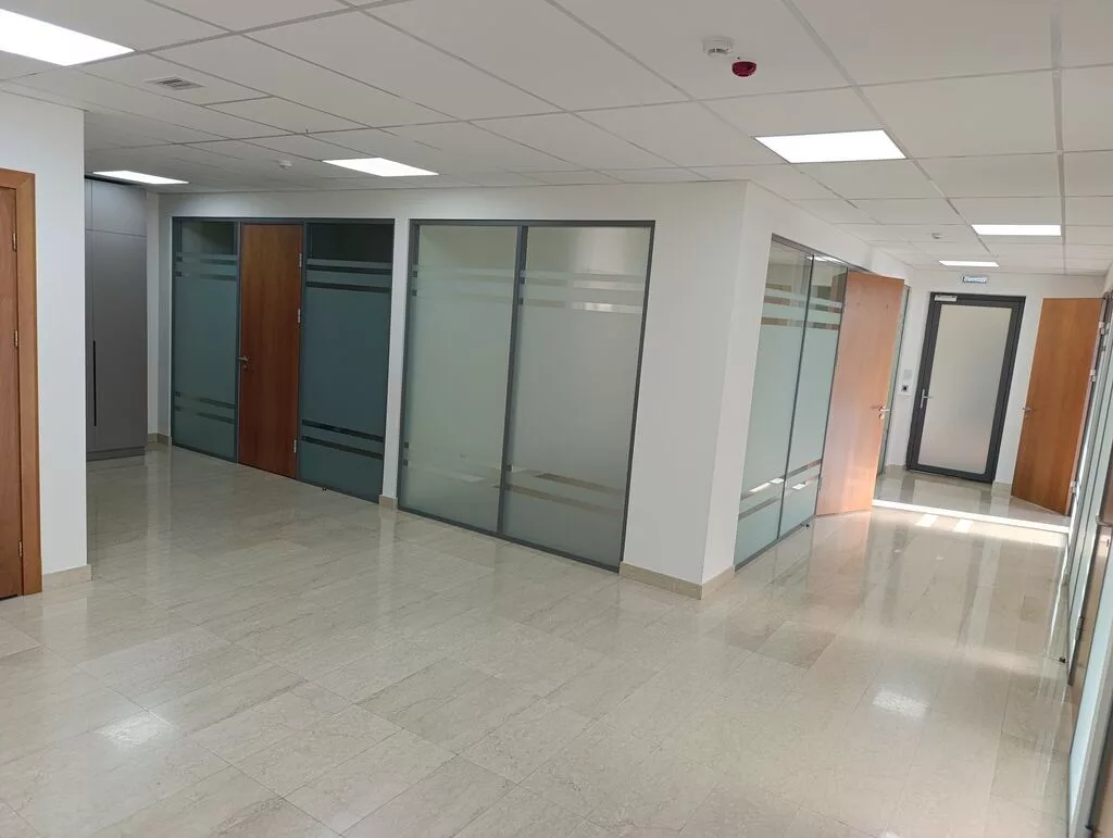 Аренда офисов, 165 м², В бизнес центре, С системой безопасности