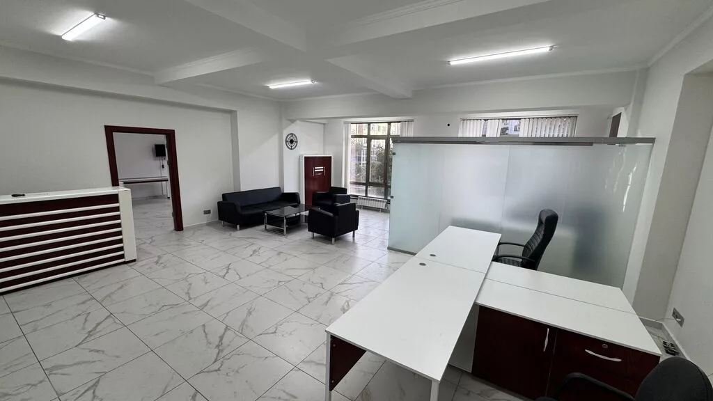 Сдается готовый офис 105кв.м 🏢 Готовый офис 105 м² в центре Бишкека