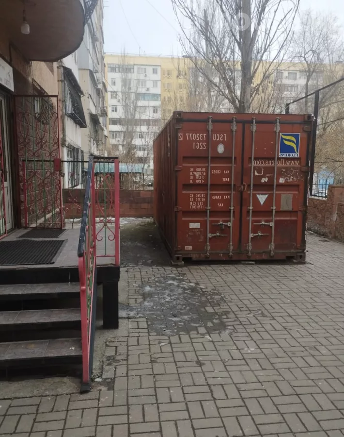 Продажа, коммерческая недвижимость: Чуйская область / Бишкек, город Бишкек, Ак Эмир рынок — за 113 867 000 сом