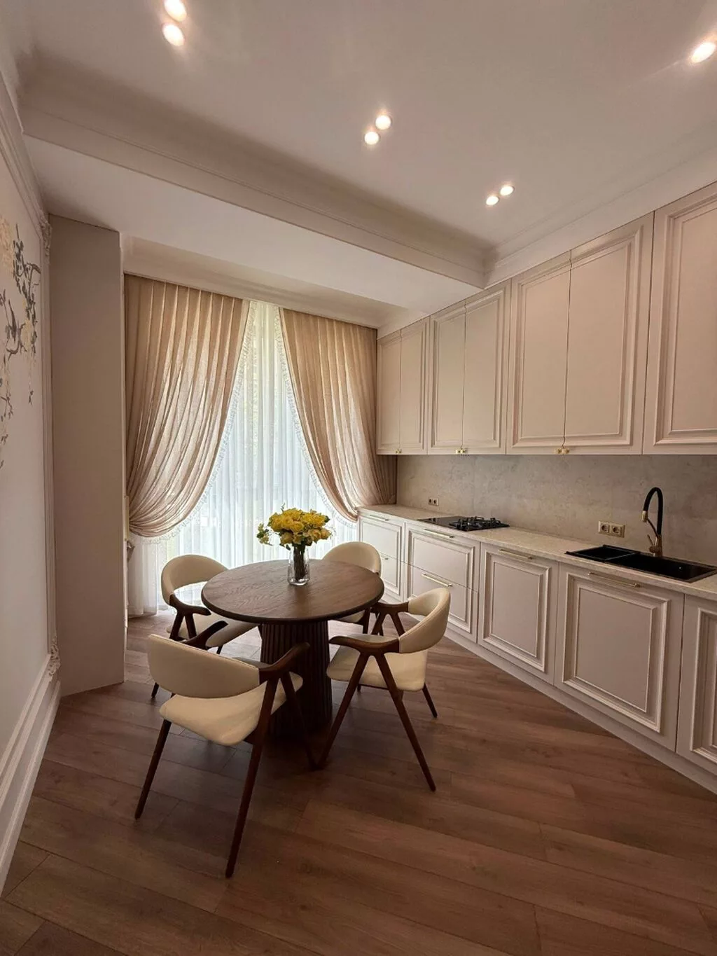Сдан, Элитка, 2 комнаты, 75 м²