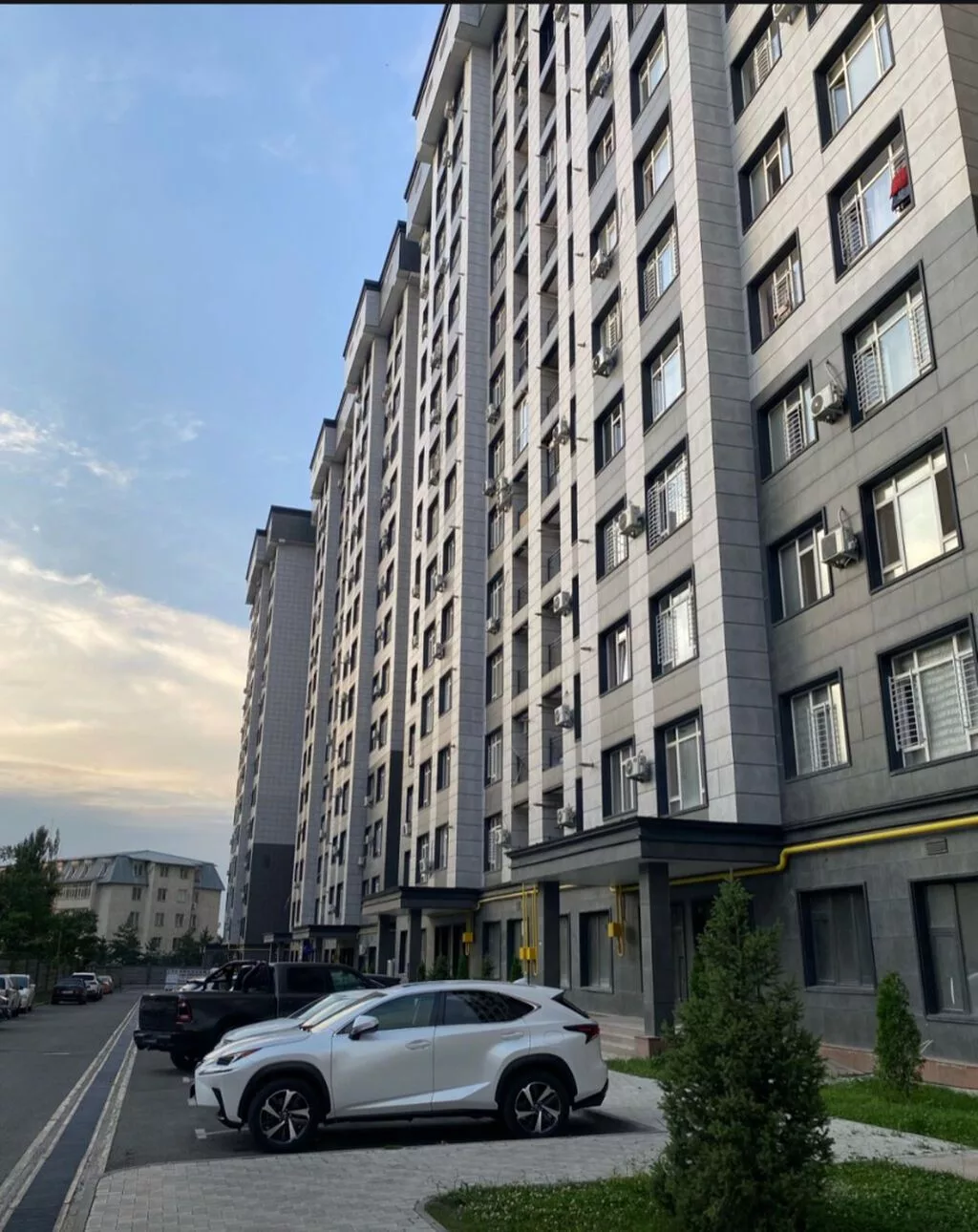 Продажа офисов 125 м², С ремонтом, Многоэтажное здание, 1 этаж