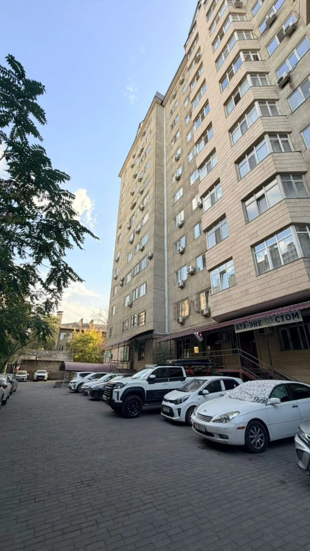 Продажа магазинов В жилом доме, 69 м², Косметический ремонт, Отдельный вход, 1 этаж