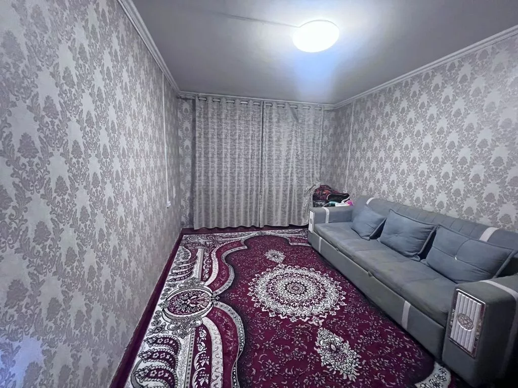 2 комнаты, 46 м², Черёмушки мкр., 103 серия, 1 этаж, Старый ремонт