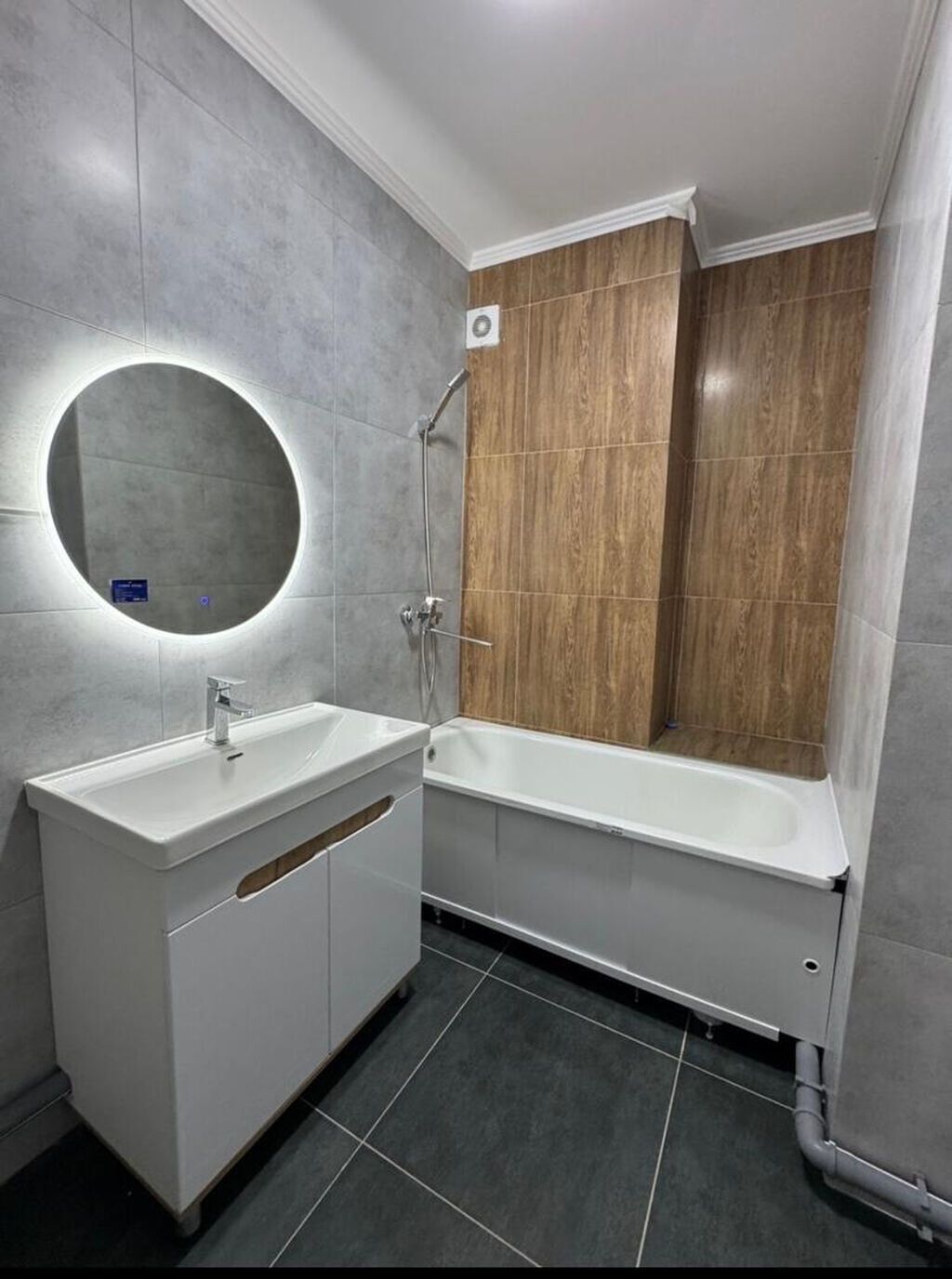 3 комнаты, 87 м², Пишпек 14 этаж