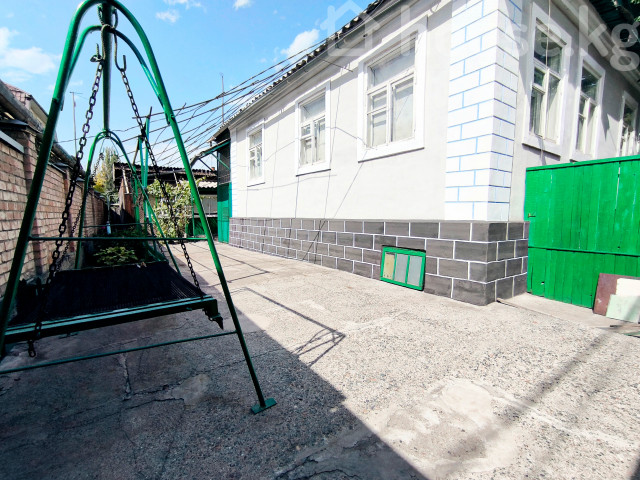 Продажа, дом, 6 и более-комн.: Чуйская область / Бишкек, город Бишкек, Боталиева - Тулебердиева — за 10 072 850 сом