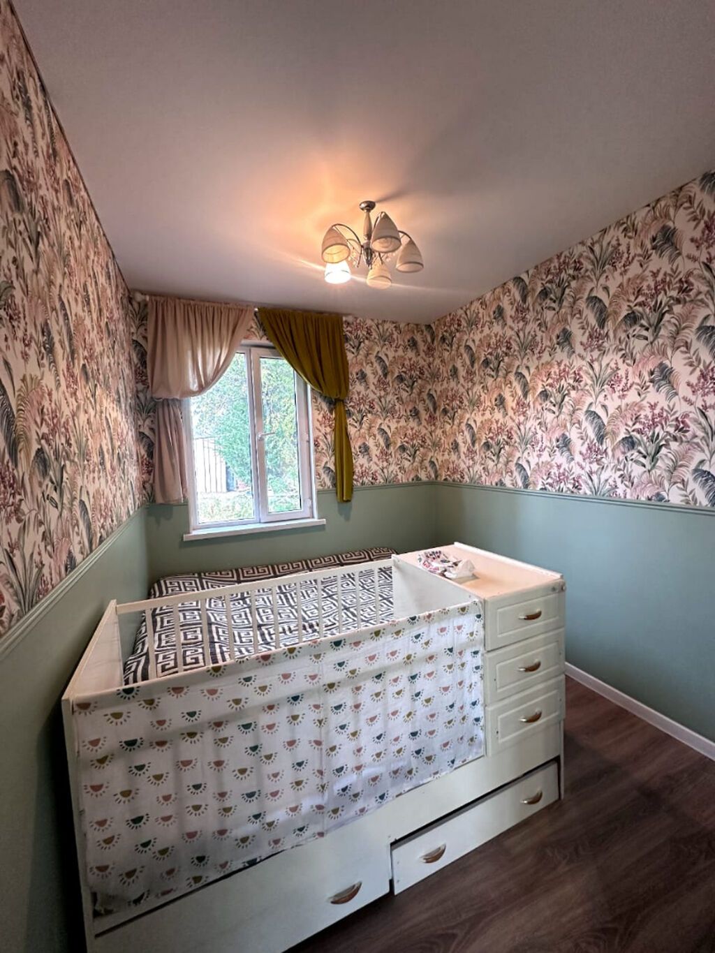 🏡 Продаётся уютный дом Площадь: 40 м² 2 спальни 🛏️ Кухня, совмещённая