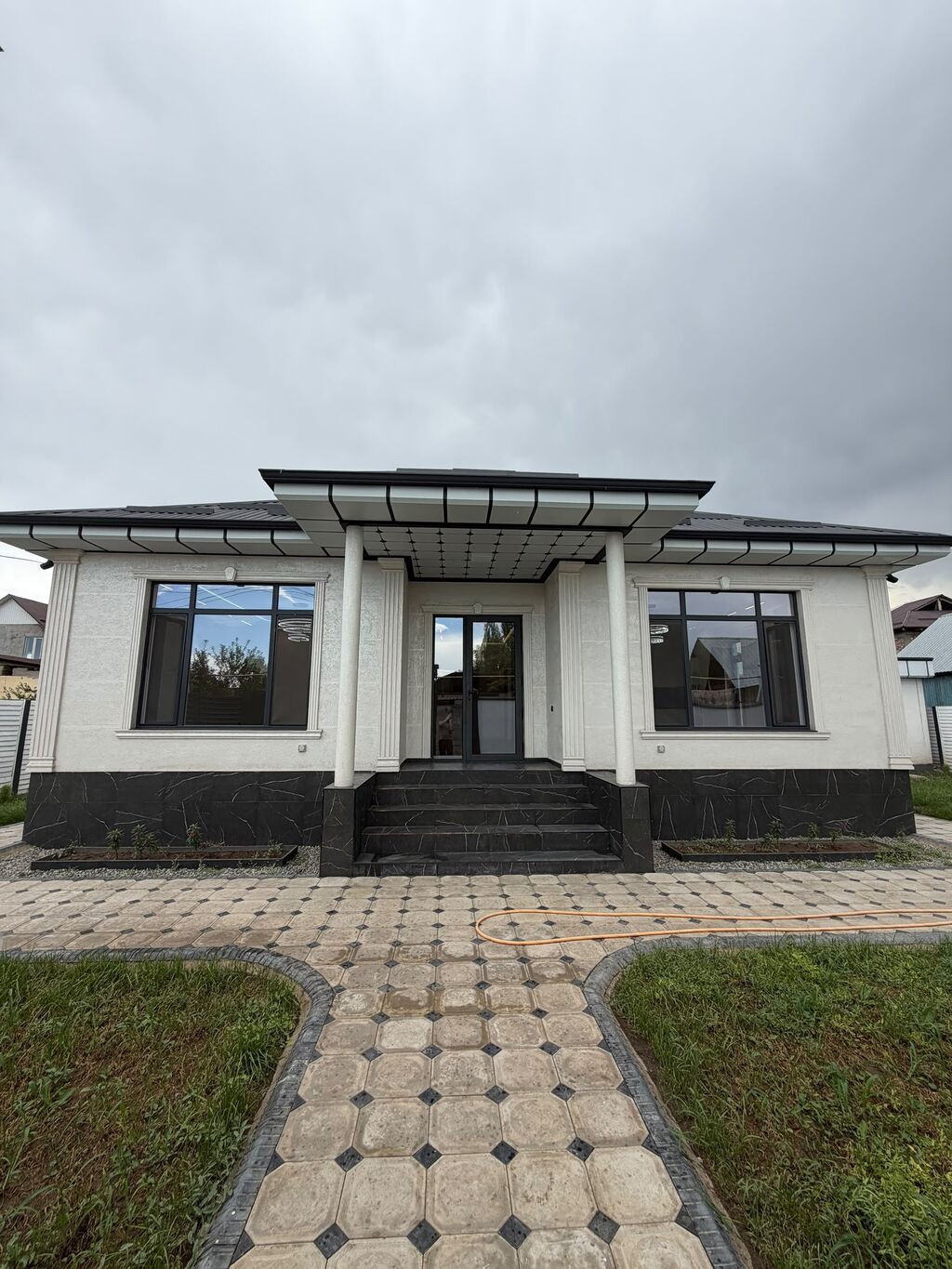 🏡 Продаётся новый дом в Новопавловке! ✨ Современный дом, готовый к