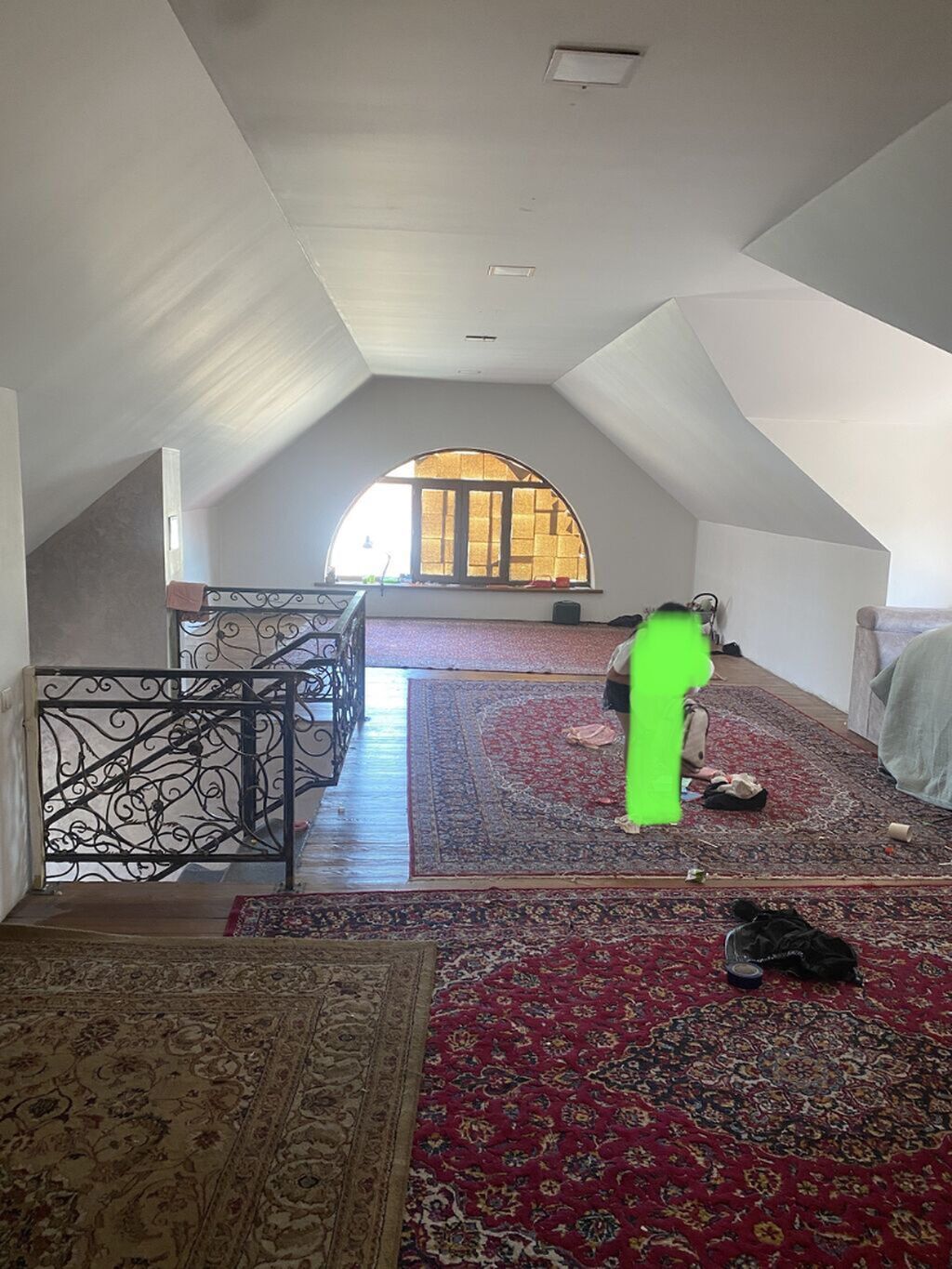 400 м², 8 комнат, Церковь
