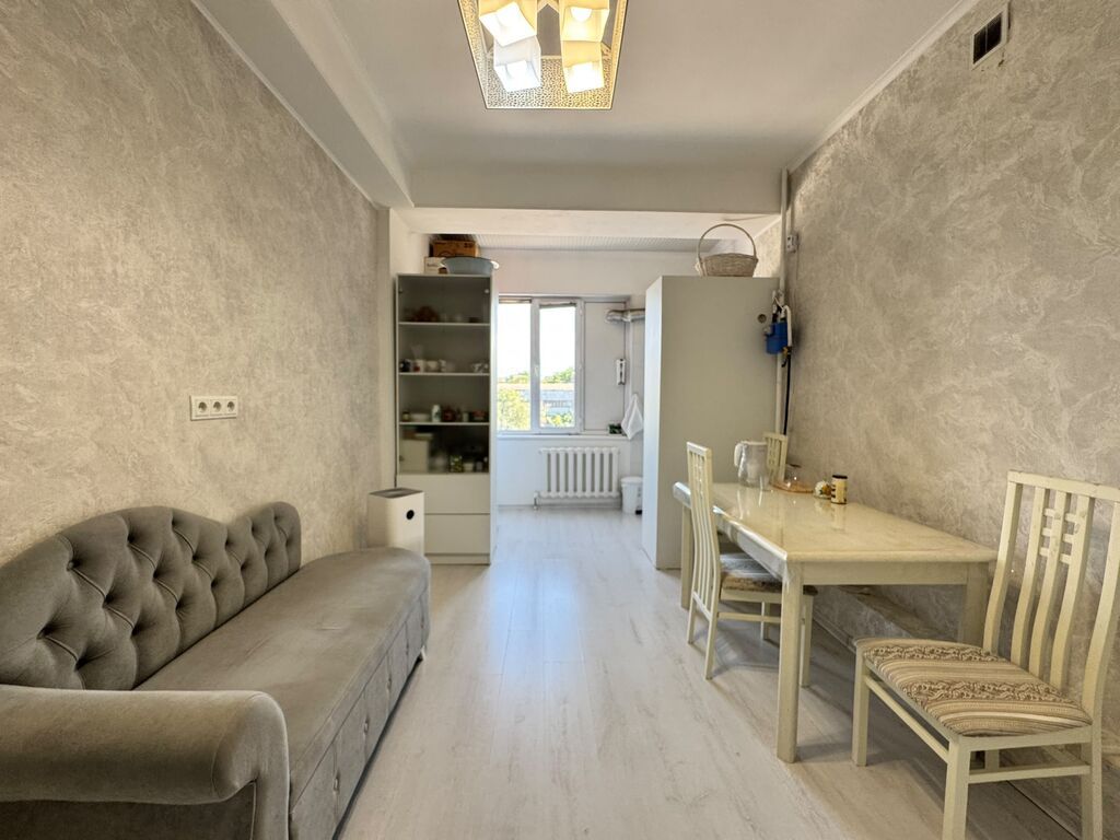 1 комната, 43 м², Золотой квадрат Элитка, 4 этаж, Евроремонт