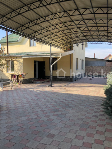 Продажа, дом, 6 и более-комн.: Чуйская область / Бишкек, город Бишкек, Арча-Бешик ж/м — за 20 143 400 сом