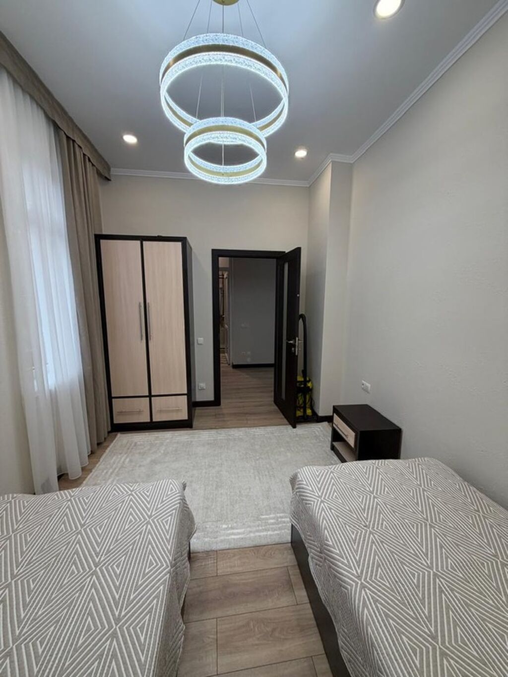 4 комнаты, 103 м², Дизайнерский ремонт