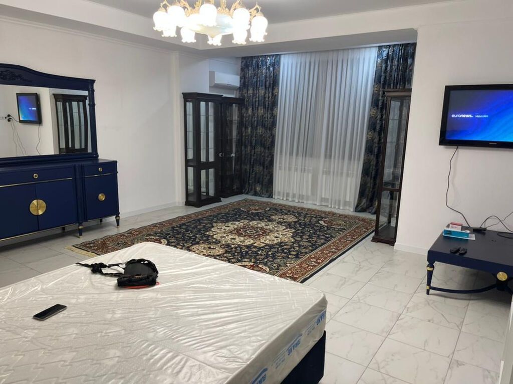🏡 Сдаётся просторная 1-комнатная квартира — 68 м² ✨ Полностью