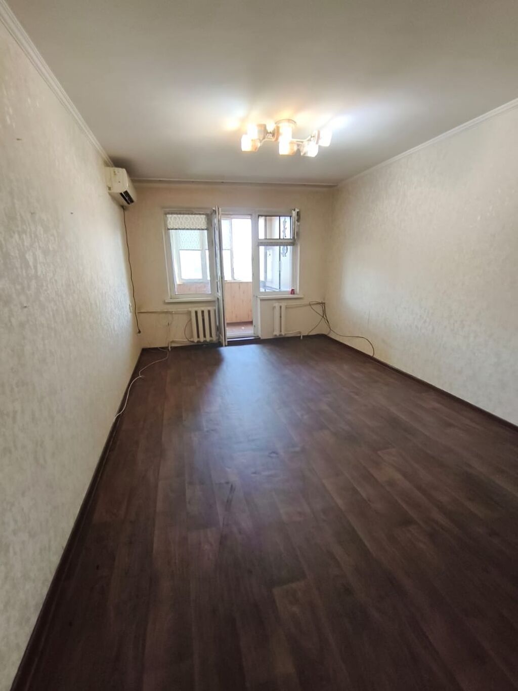 2 комнаты, 43 м², 4 мкр 104 серия, 4 этаж, Косметический ремонт