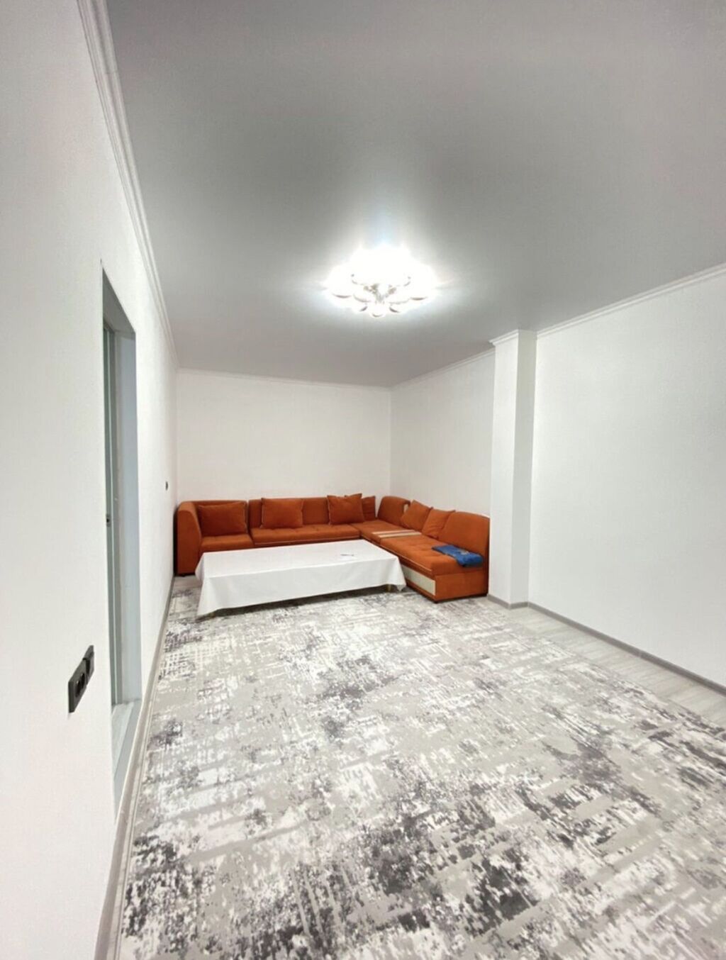 1 комната, 38 м², Технопарк 108 серия, Цокольный этаж этаж, Свежий ремонт