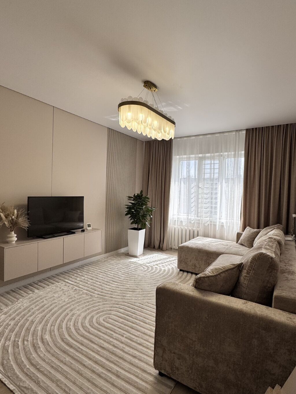 2 комнаты, 56 м², Дордой Плаза ТРЦ 105 серия, 8 этаж, Евроремонт