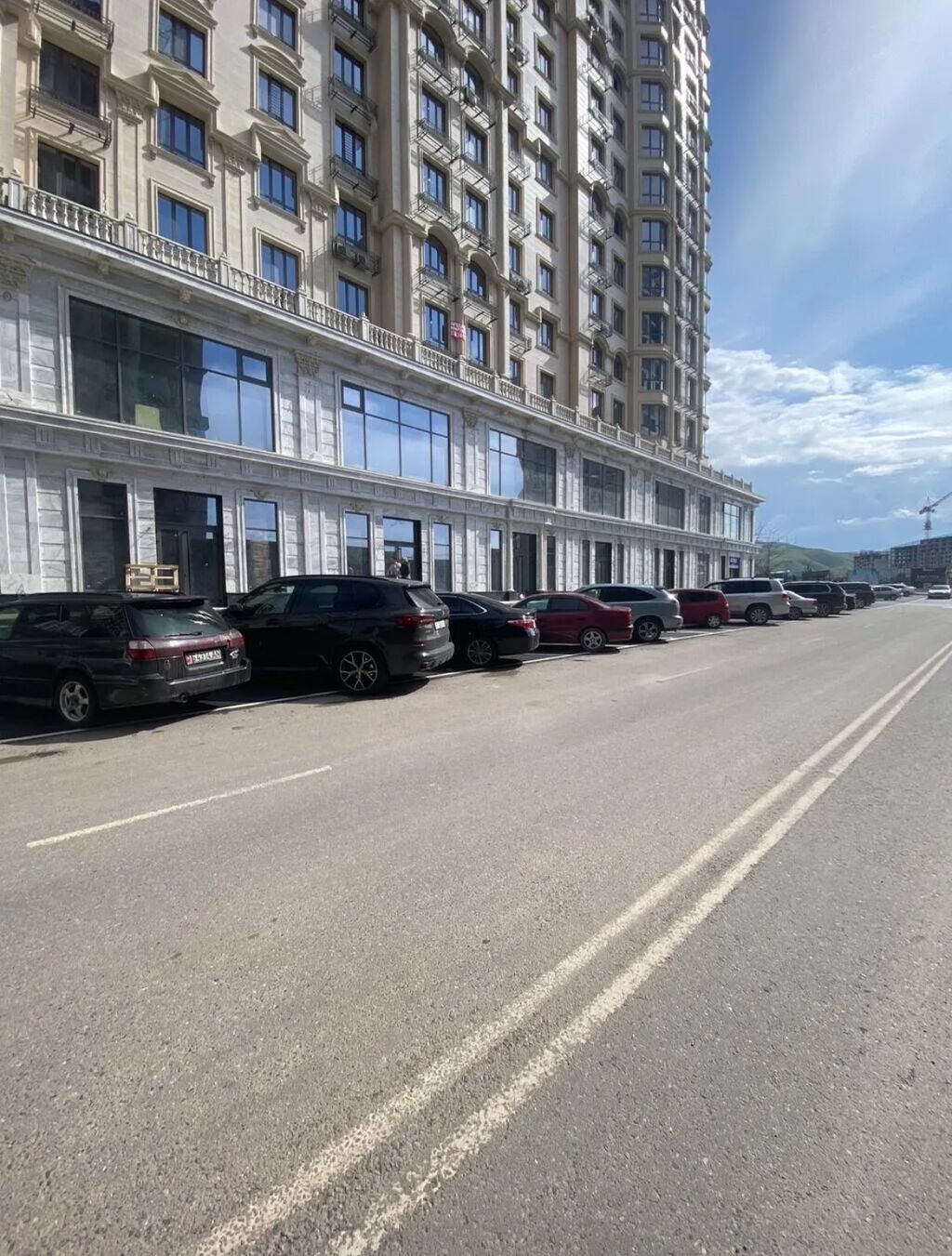 Аренда офисов, 180 м², В жилом комплексе, 1 линия, С отдельной кухней, С отдельным сан узлом