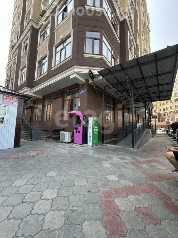 Продажа, коммерческая недвижимость: Чуйская область / Бишкек, город Бишкек, Кок-Жар ж/м — за 36 960 000 сом