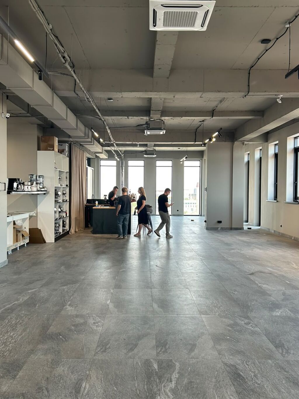 Аренда офисов, 400 м², В бизнес центре