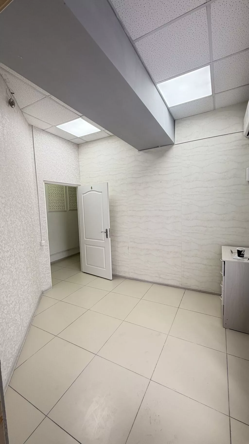 Аренда офисов, 10 м², В бизнес центре, С отдельным входом