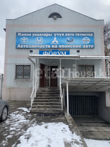 Продажа, коммерческая недвижимость: Чуйская область / Бишкек, город Бишкек, Горького - Алма-Атинская — за 41 000 000 сом