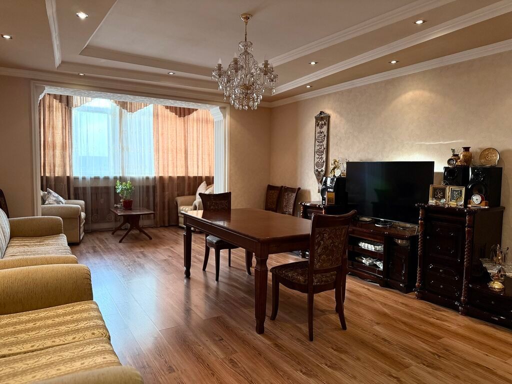 4 комнаты, 160 м², Элитка, Евроремонт
